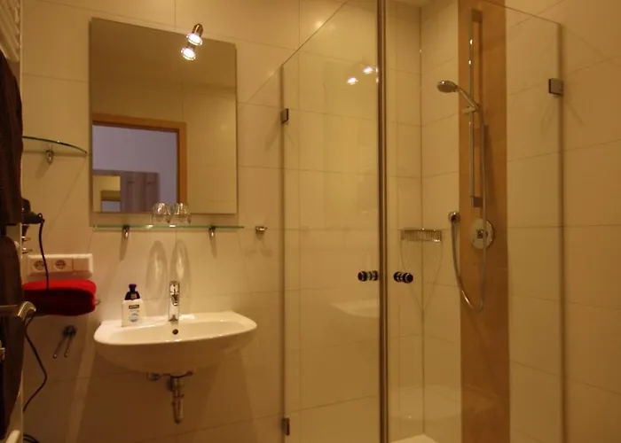 Estalagem Gaestehaus Bourdy *